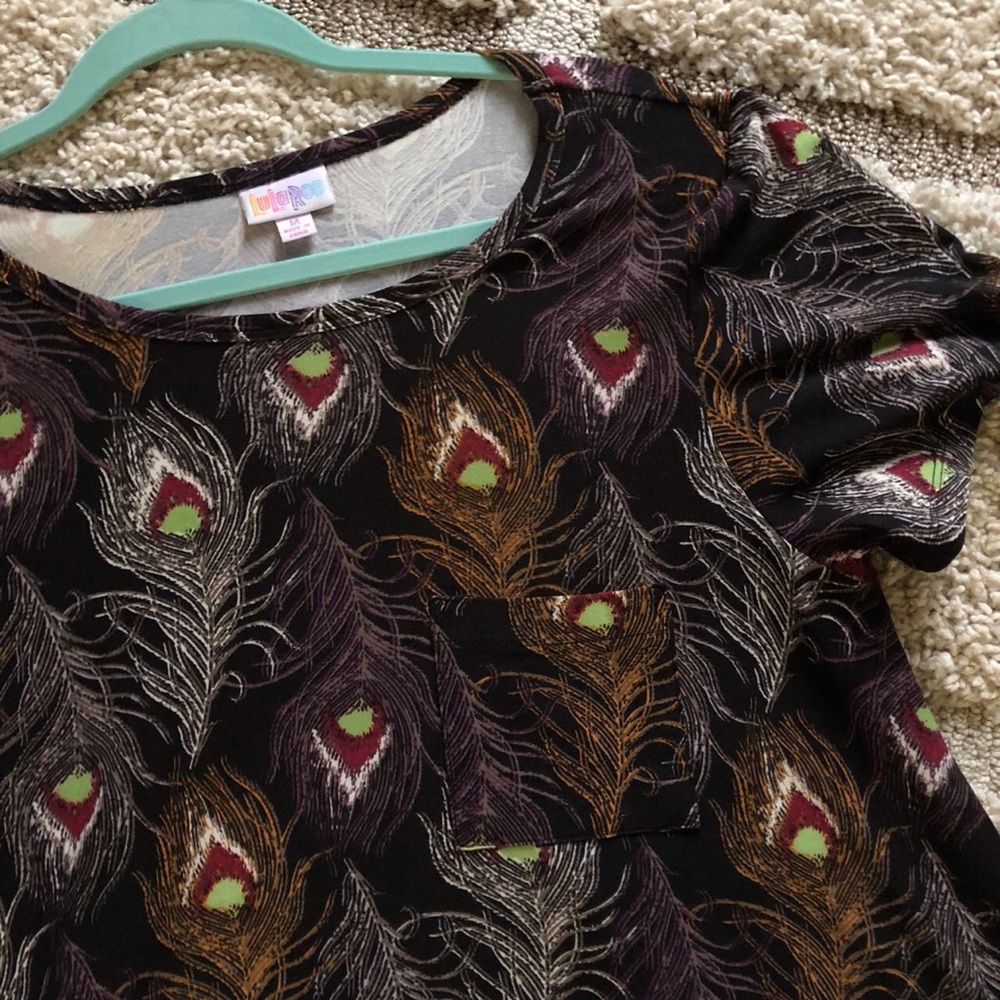 Lularoe M Carly